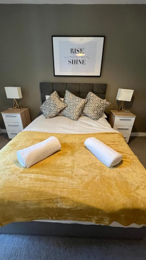 Stunning Manchester City Centre Apartment! Ideal For Small Groups Esterno foto